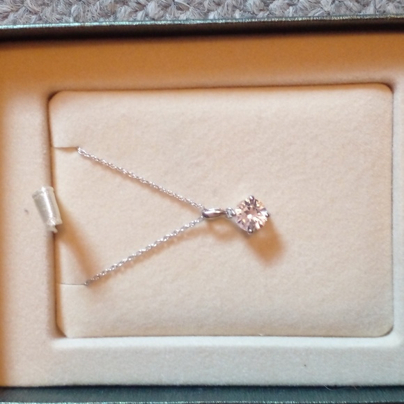 White Sapphire Necklace - Picture 2 of 2